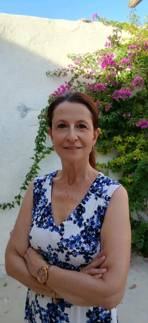Eva, opositora de Justicia con más de 10 años de experiencia